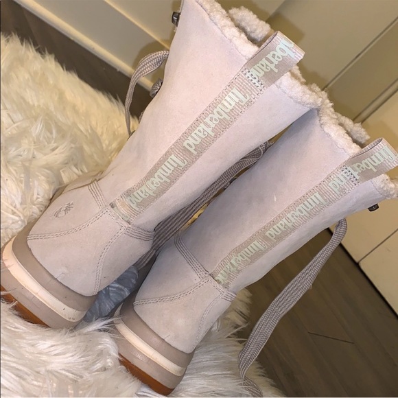 Gray timberland boots - Like new - Picture 2 of 3